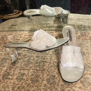 Vintage ‘California magdesians’ Clear Plastic Slide Heel Sandals Size 9